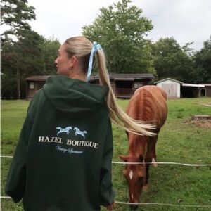 Hazel Boutique Green Sweatshirt OS
